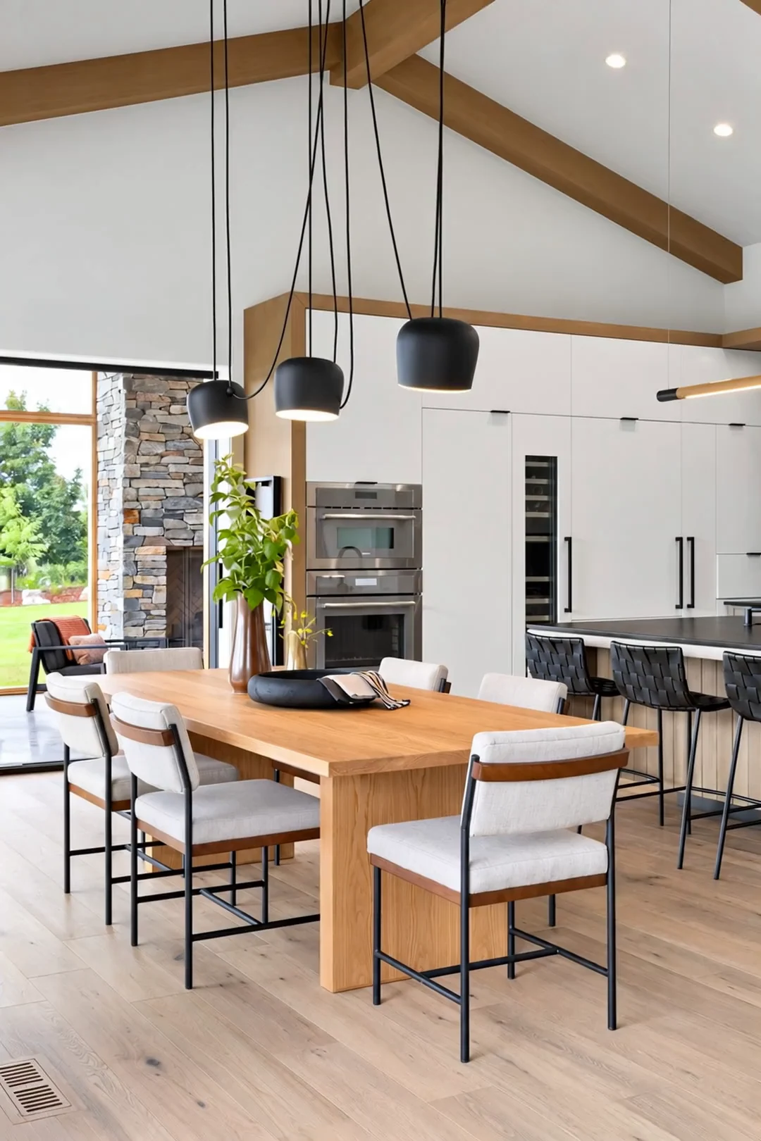 Finished space — Dining