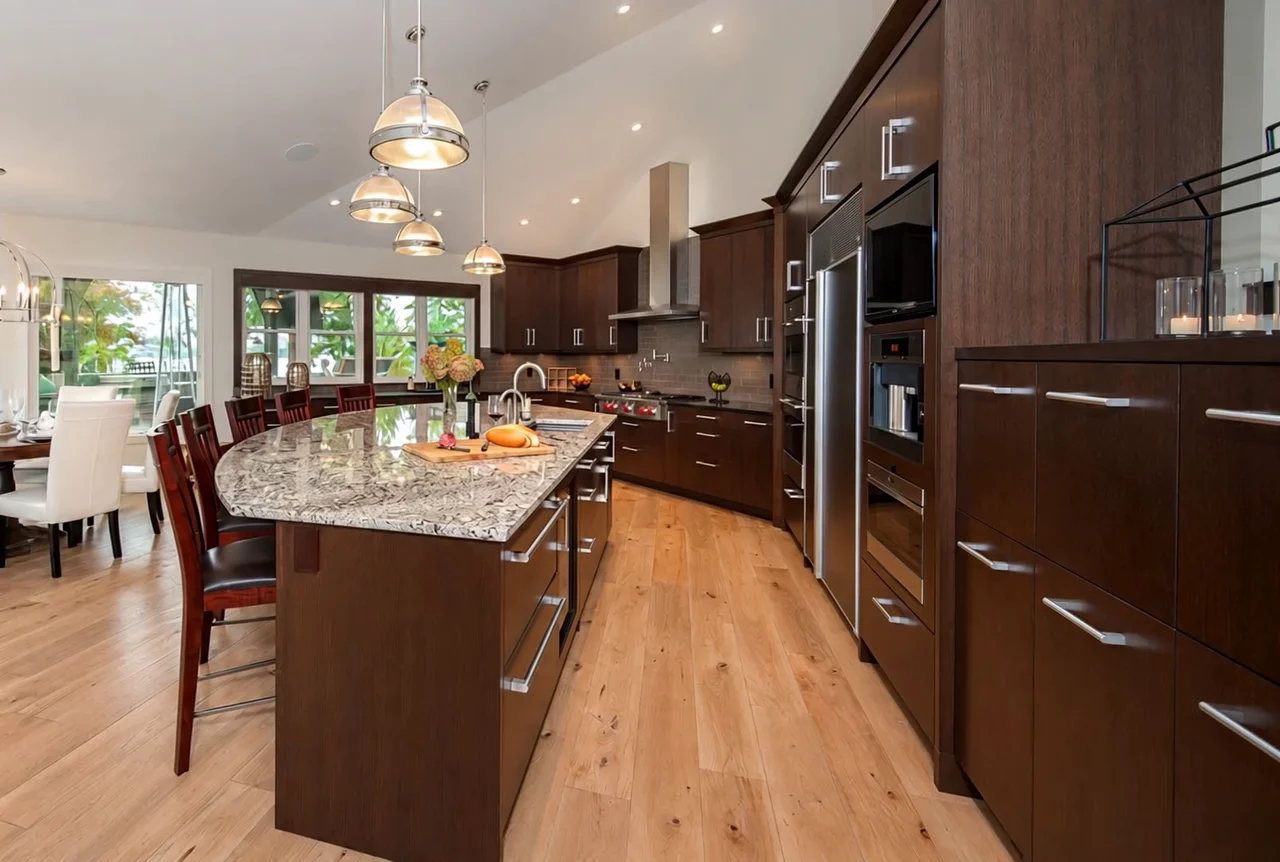 Finished residence — Kitchen